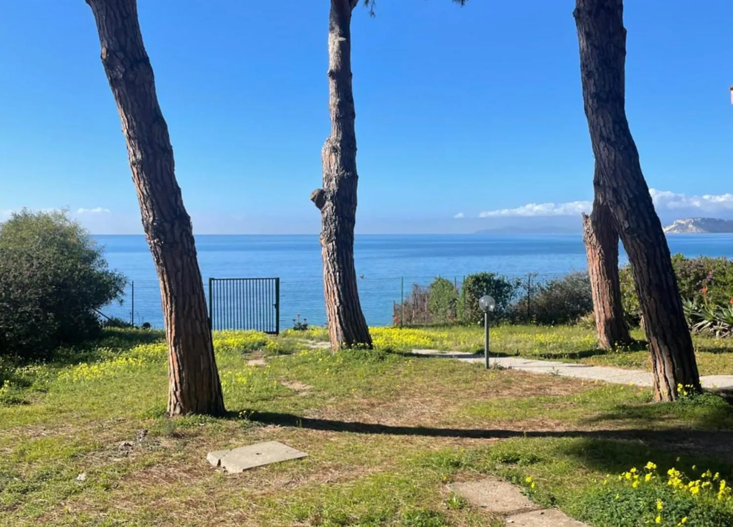 Konukevi Mistral En-Suite See View Garden Quartu SantʼElena İtalya